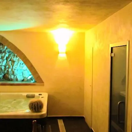 בית חווה Palazzo Del Papa