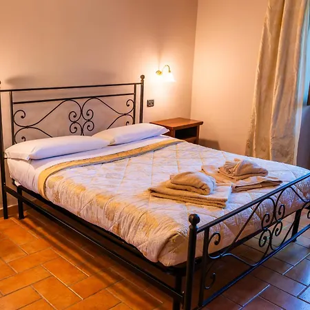 Palazzo Del Papa Agriturismo * Strettura