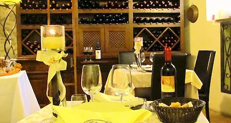 Palazzo Del Papa Фермерский дом Strettura