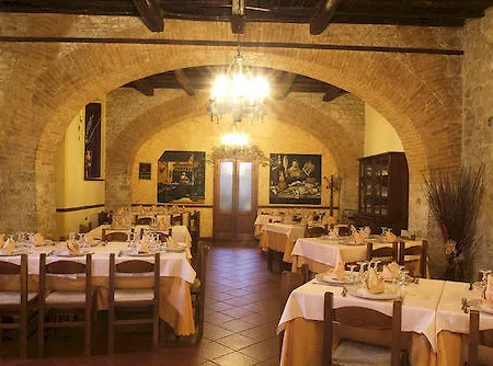 Palazzo Del Papa Strettura